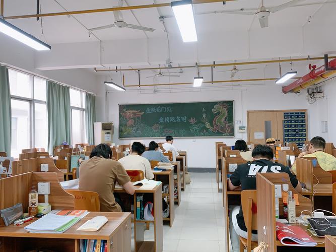 重庆医科大学考研考场-图2